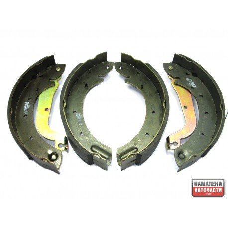 44060-0F025 Nissan спирачни челюсти
