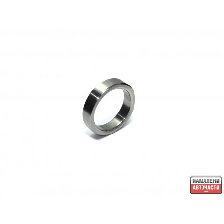 42423-60030 Toyota Land Cruiser втулка задна дясна главина