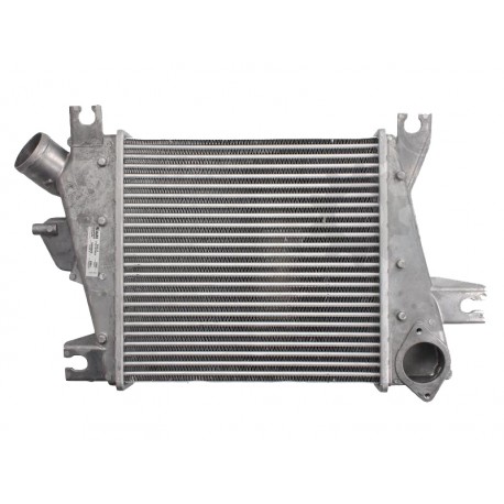 14461-EQ405 14461EQ40A Nissan X-trail радиатор интеркулер