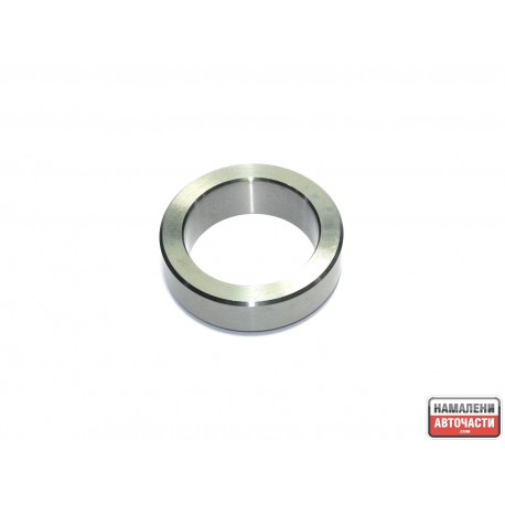 42423-60040 Toyota Land Cruiser втулка задна дясна главина