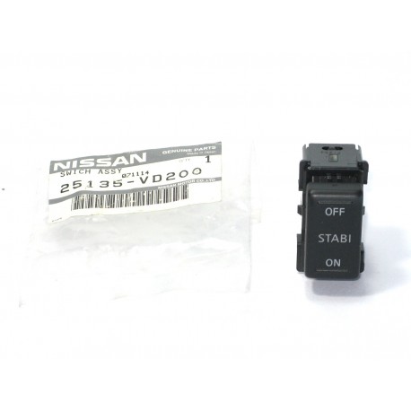 25135-VD200 БУТОН NISSAN
