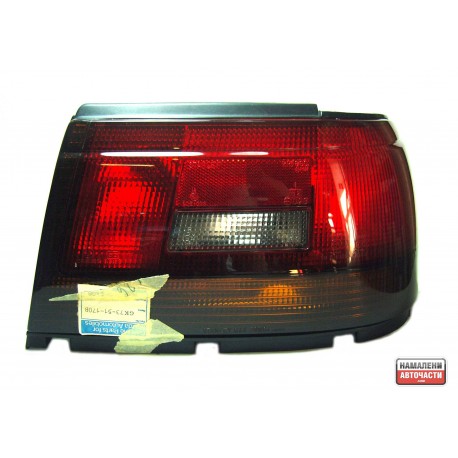 Стоп 0437860R 043-7860R Mazda 626 десен