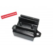11320-31G05 Nissan заден тампон двигател
