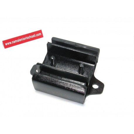 11320-31G05 Nissan заден тампон двигател