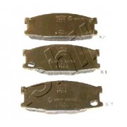 Накладки MC894589 5005507 Mitsubishi Canter предни