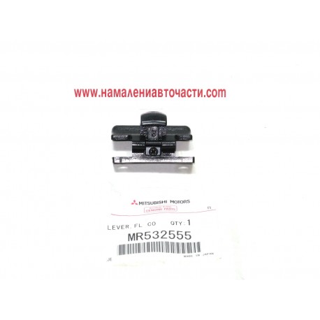 Лост MR532555 Mitsubishi Pajero средна конзола