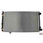 Воден радиатор 4D0121251 3002252 Audi A8