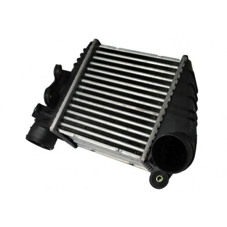 Интеркулер 1J0145803G DAW001TT VW Audi Seat Skoda