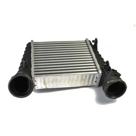 Интеркулер 3B0145805D DAW003TT VW Skoda