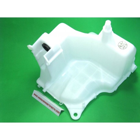 85315-12221 Toyota казанче течност за чистачки