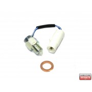 Включвател задни светлини 32005AA081 32005-AA081 Subaru